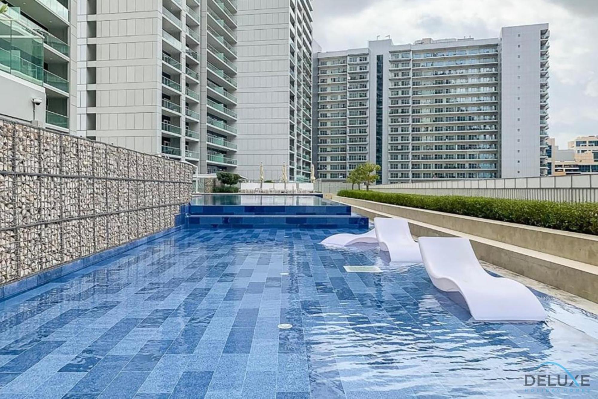 Apartment Exclusive Deal, Chic 1br At A Special Price By Deluxe Homes Dubai