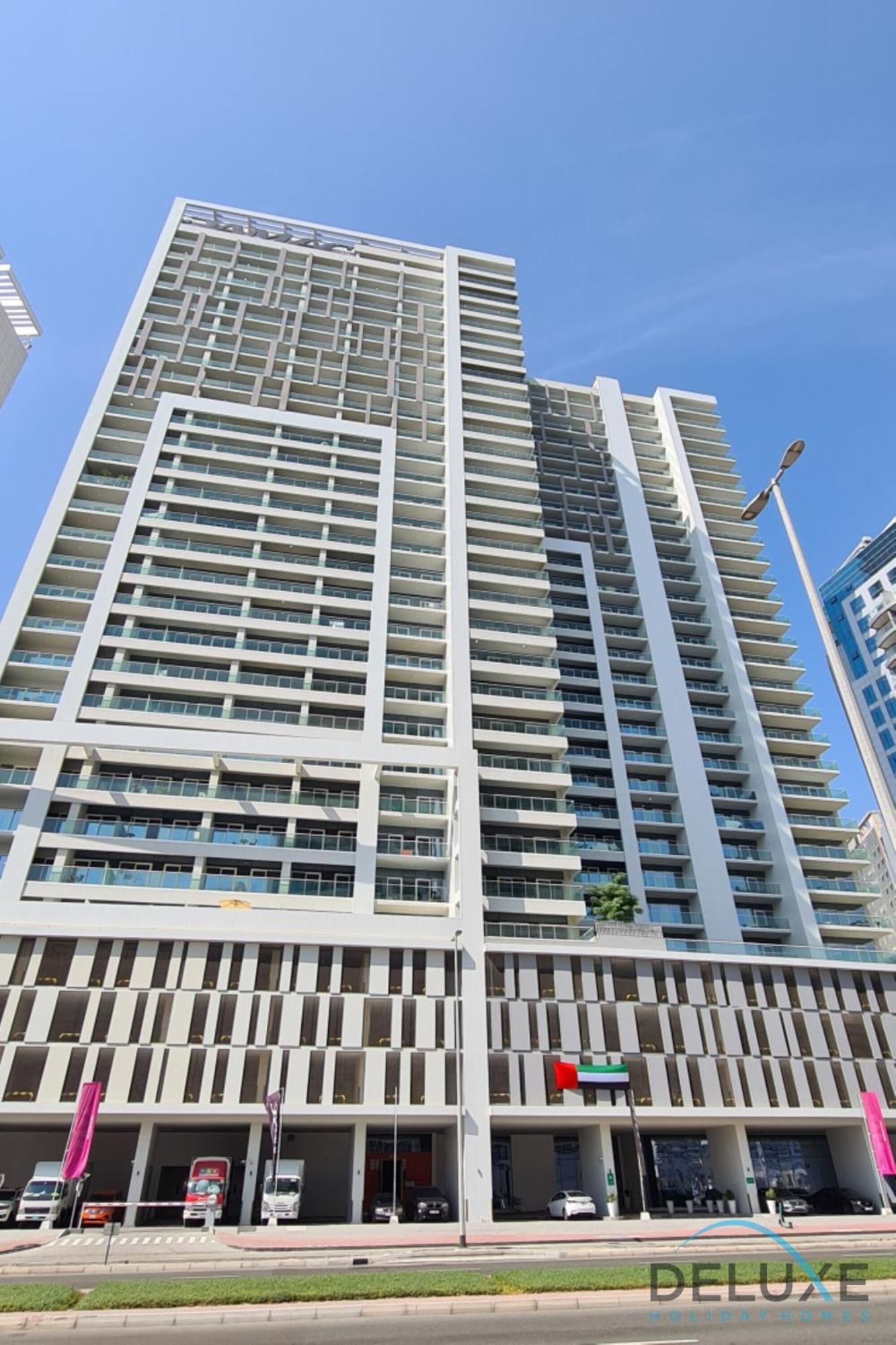 Apartment Exclusive Deal, Chic 1br At A Special Price By Deluxe Homes *