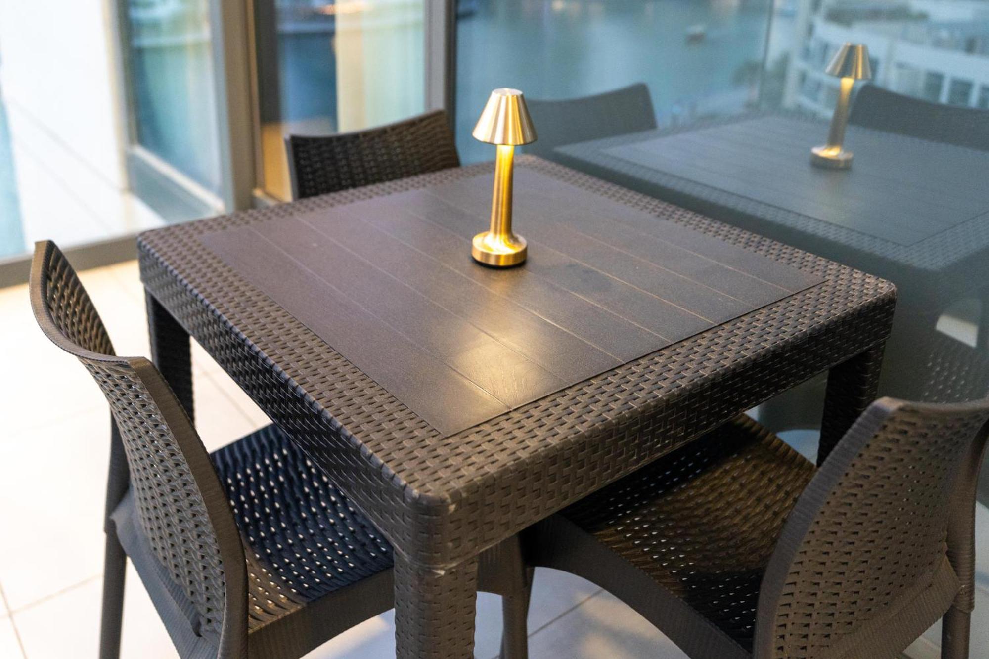Liv - Luxury 2br - Marina View - Marina Walk Apartment