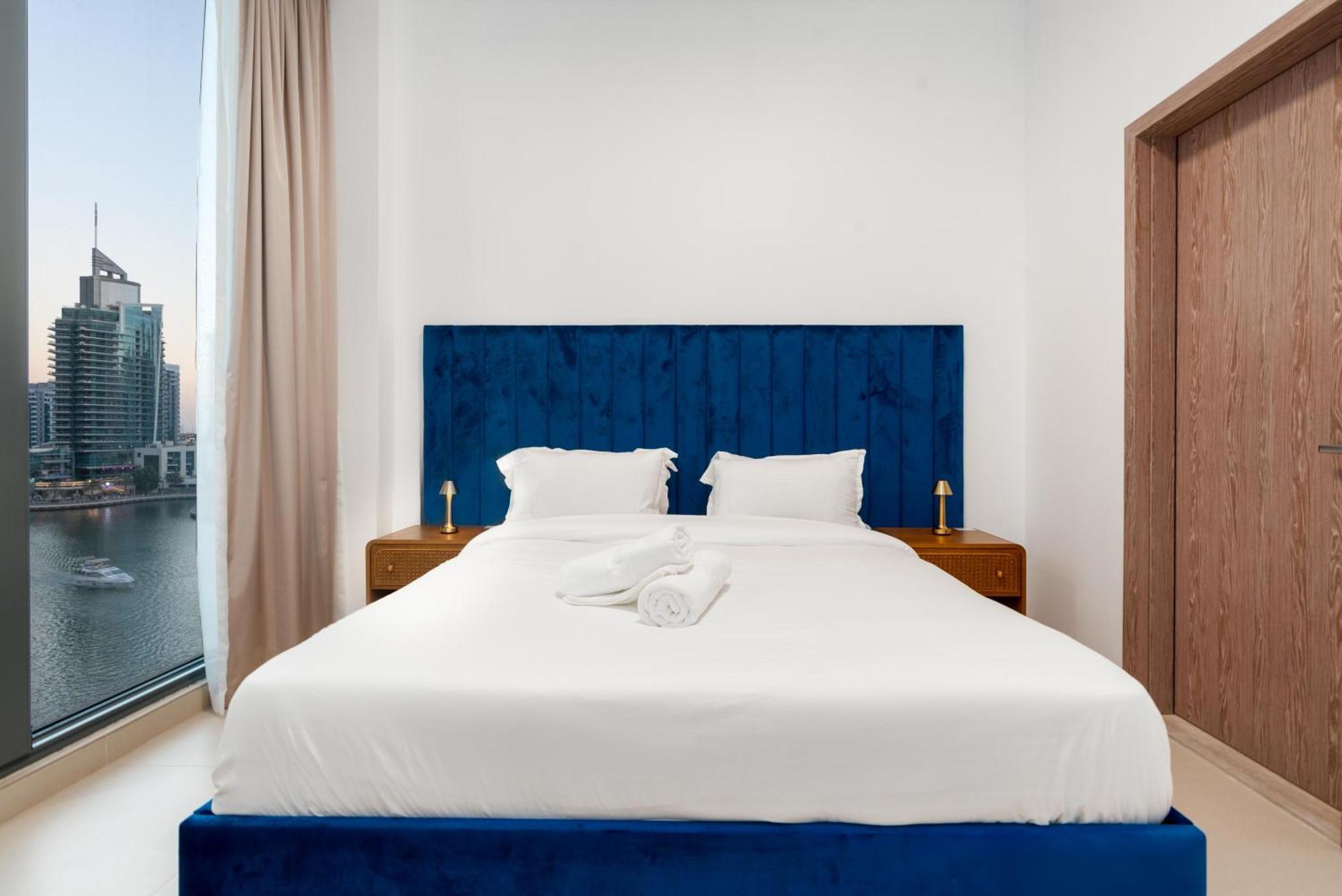 Liv - Luxury 2br - Marina View - Marina Walk Apartment Dubai