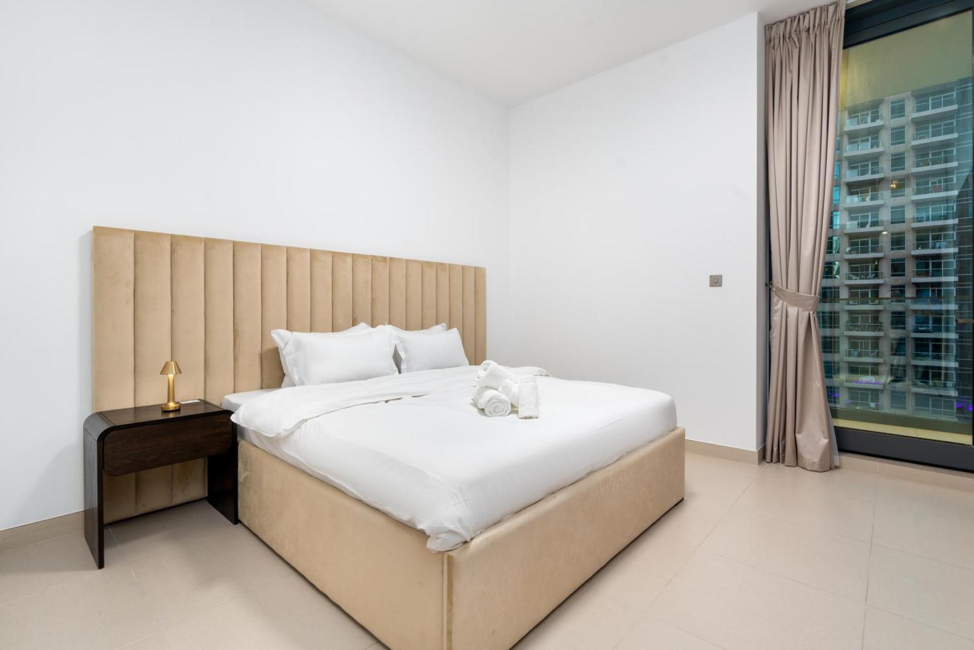 Liv - Luxury 2br - Marina View - Marina Walk * Dubai