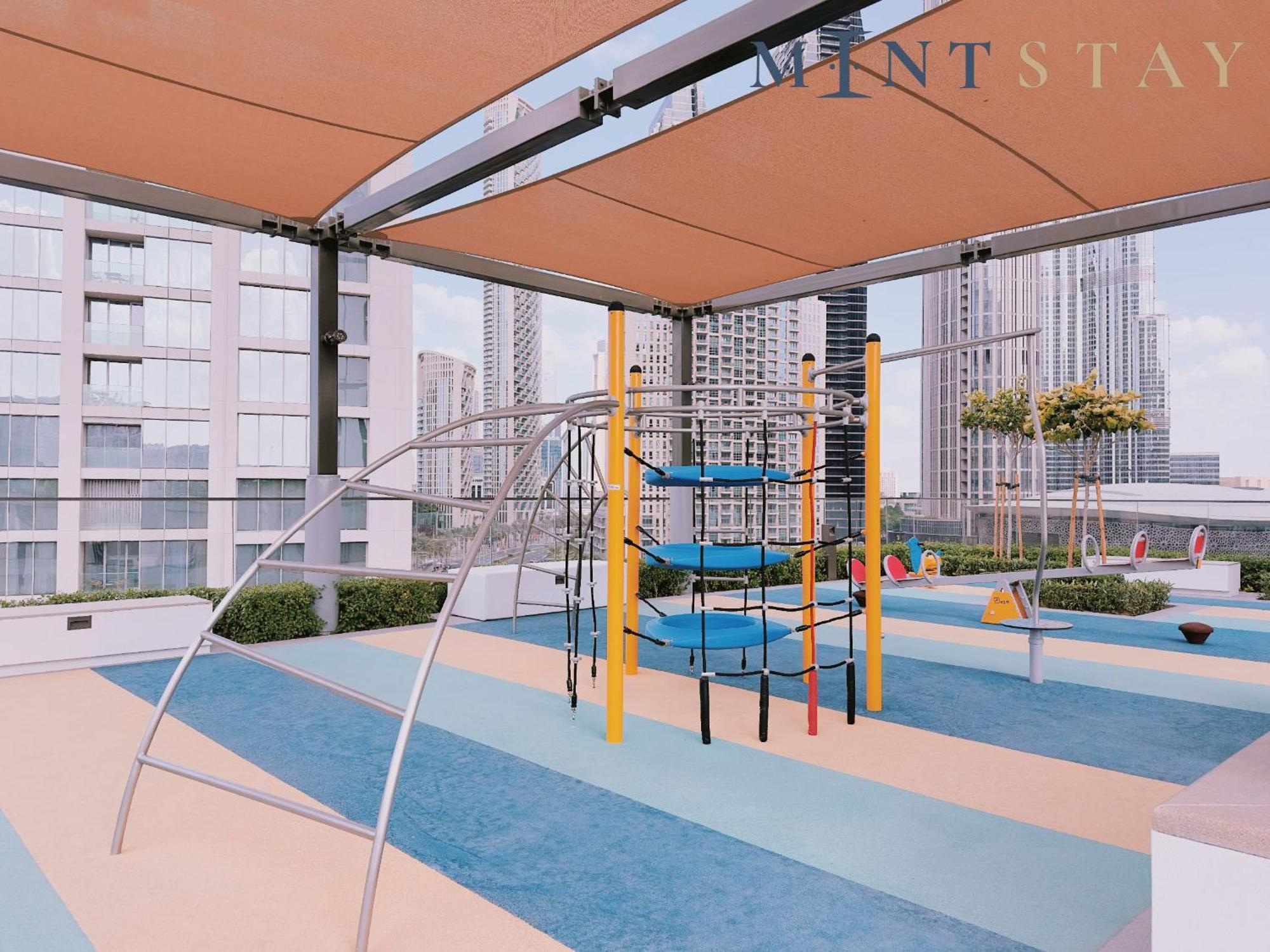 Burj Crown , Downtown - Mint Apartment