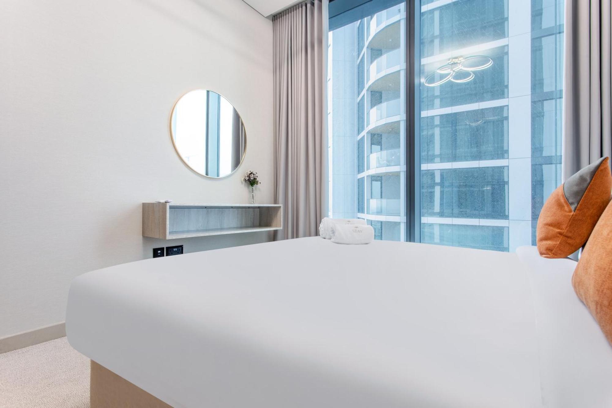 By Latinem Luxury 2br W1813 Near Burj Khalifa Apartment Dubai