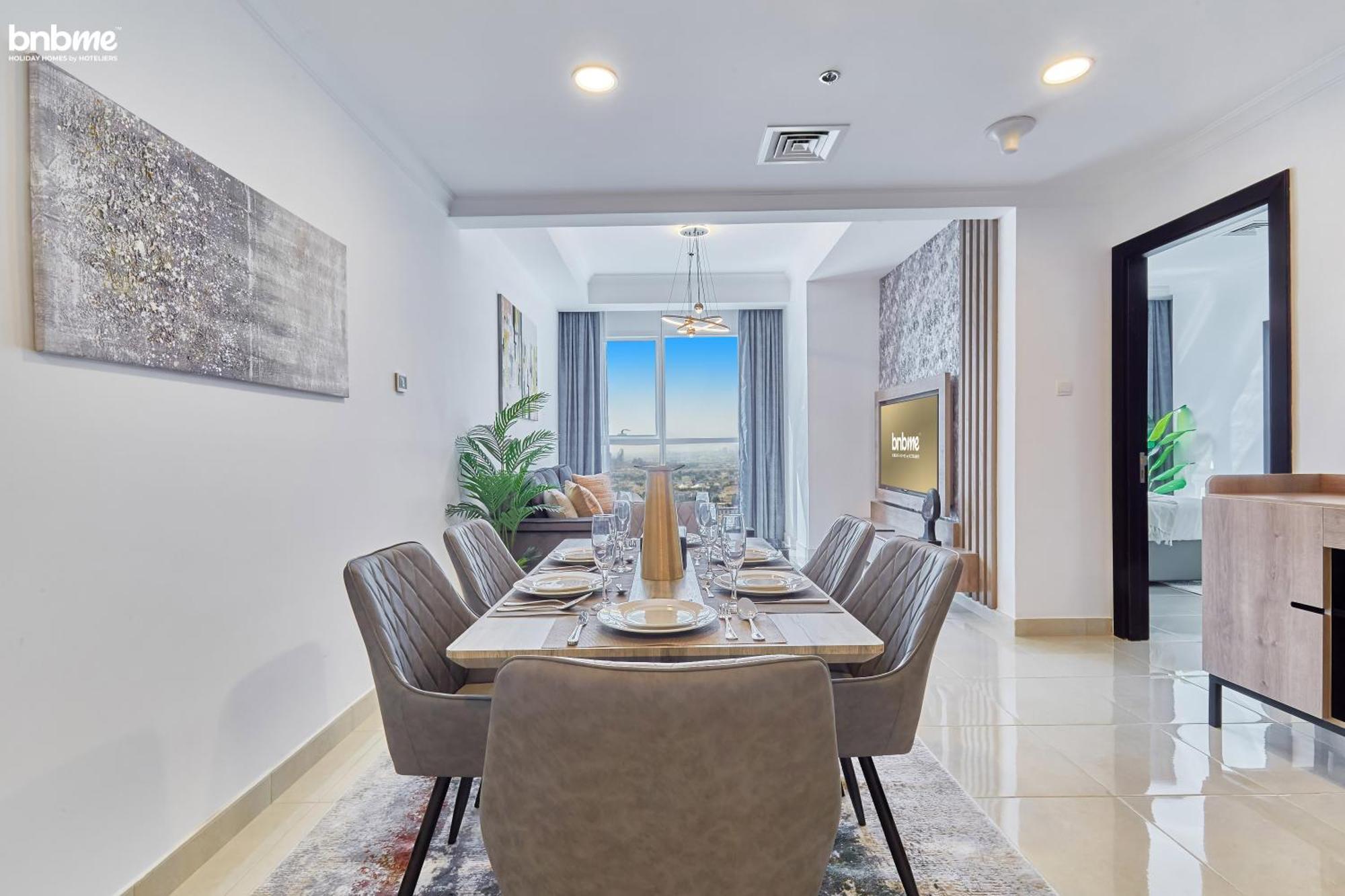 Bnbmehomes - The Court Tower Apartment *