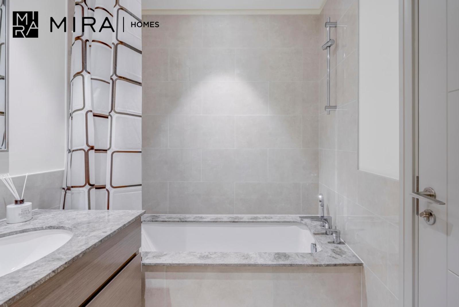 Mira Homes - Newly 1 Bedroom In Downtown * Dubai