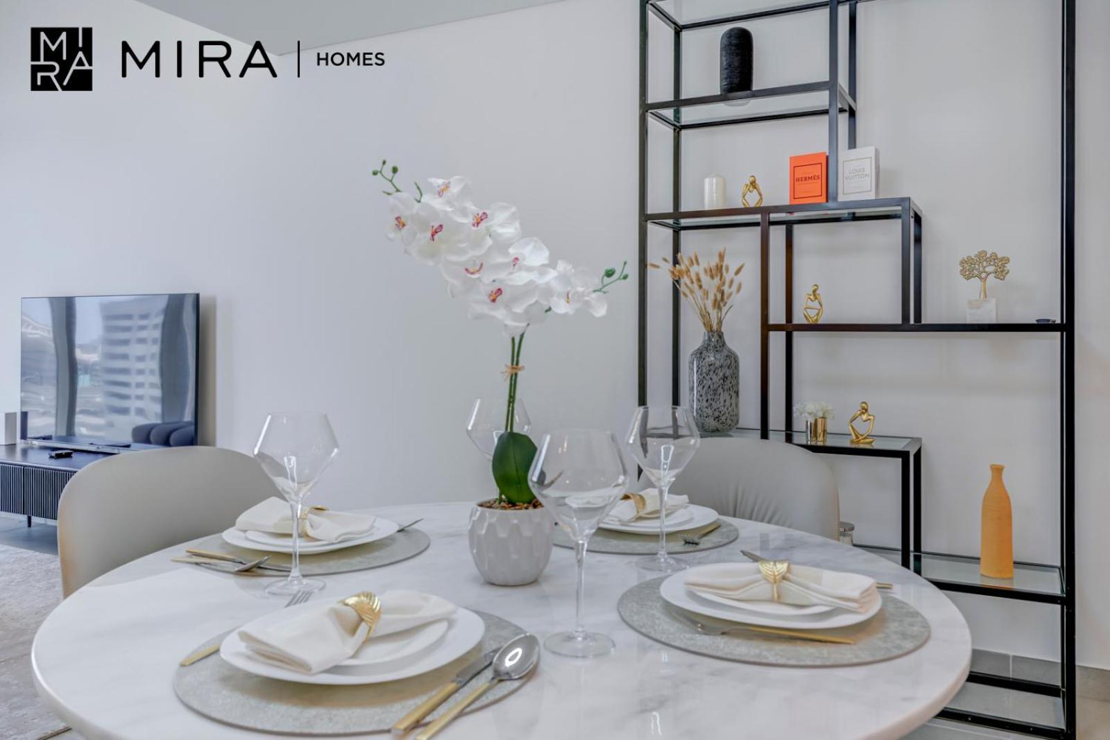 Mira Homes - Newly 1 Bedroom In Downtown Apartment *