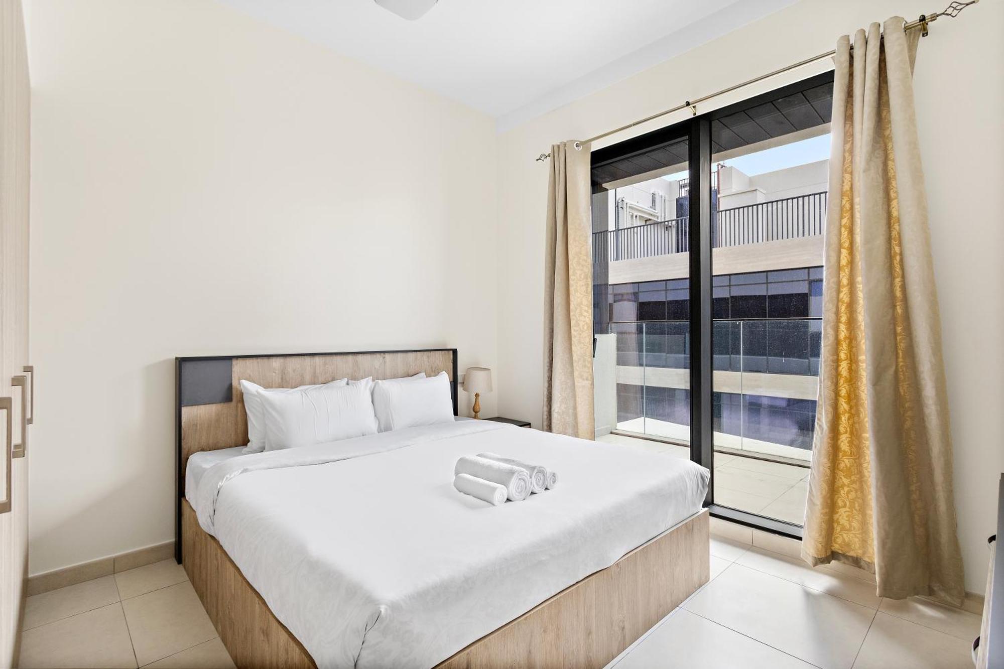 Lovely 1br In Mirdiff Hills Apartment *