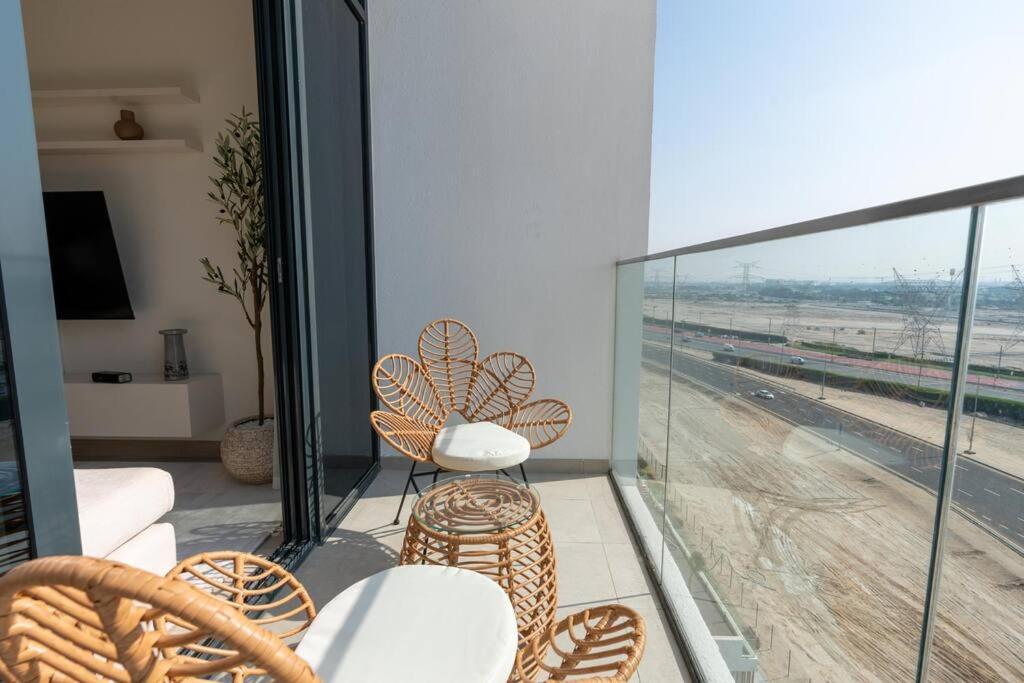 2bdr 12min From Downtown