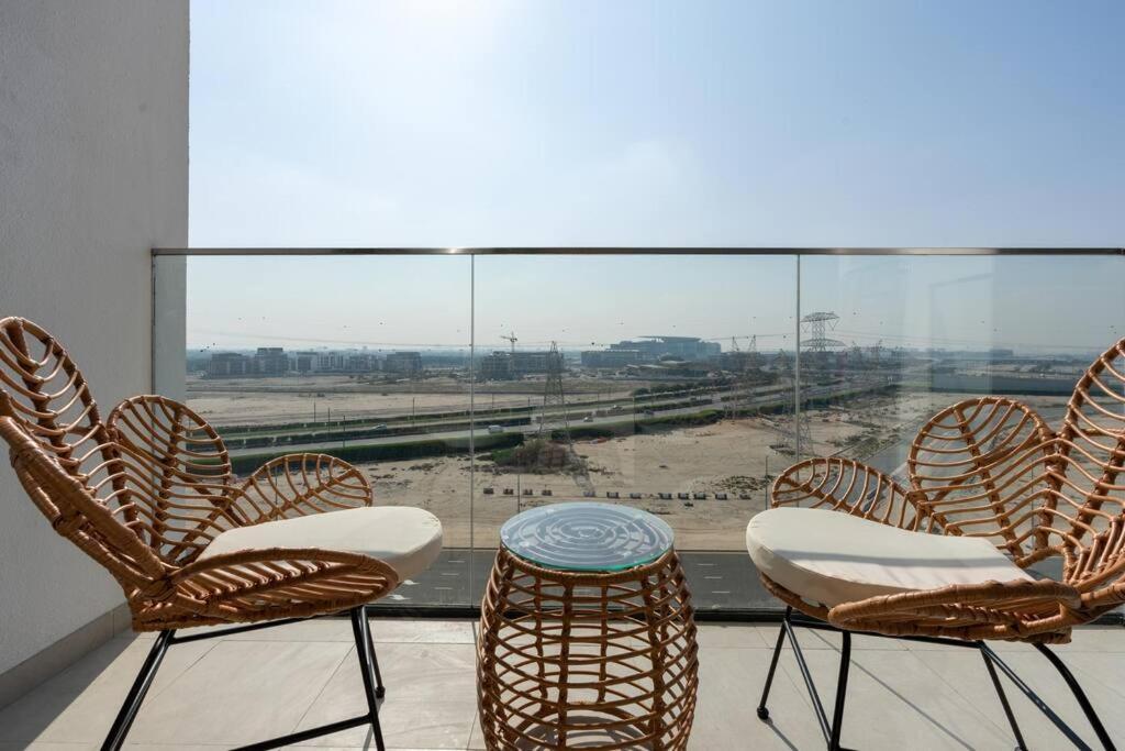 2bdr 12min From Downtown *