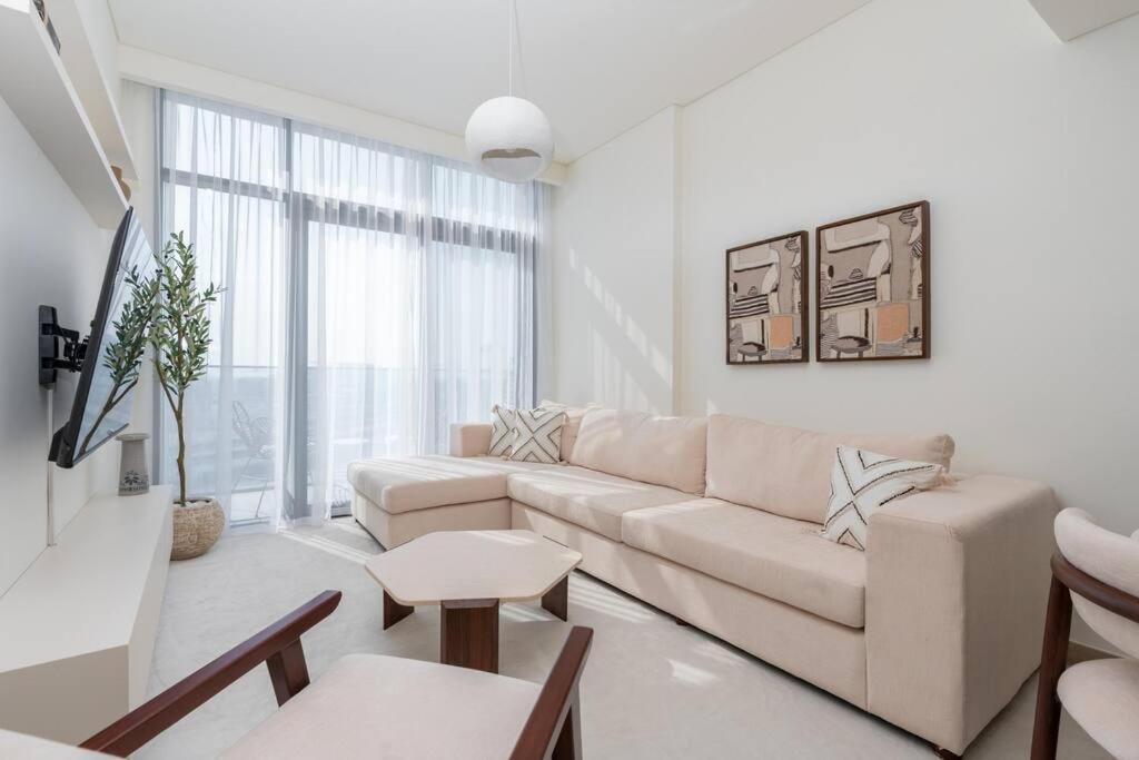 2bdr 12min From Downtown Apartment
