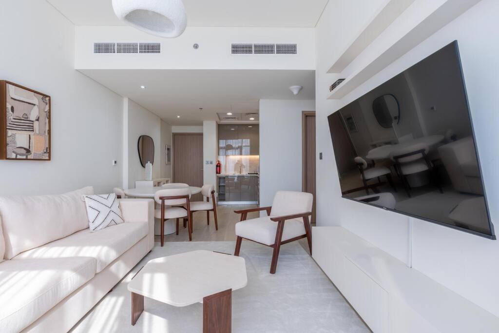 Apartment 2bdr 12min From Downtown *