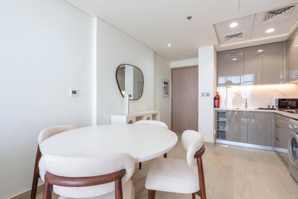 Apartment 2bdr 12min From Downtown
