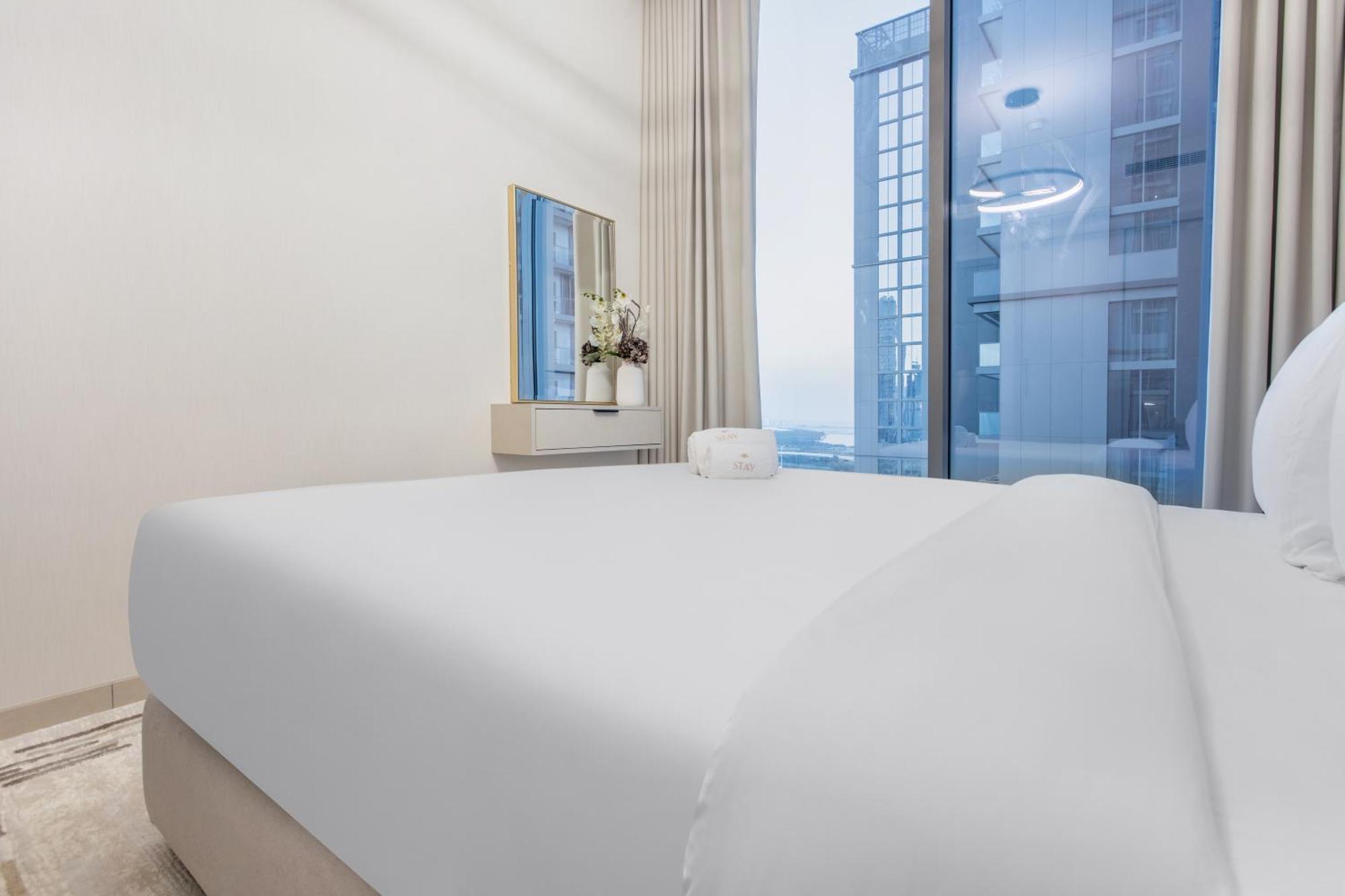 By Latinem Luxury 1br Cvr A1504 Near Burj Khalifa * Dubai