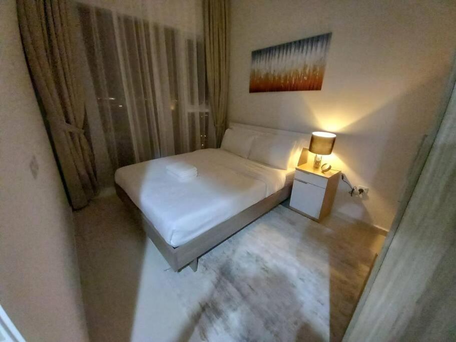 Stonetree - Furnished 1br In Golf A Apartment *