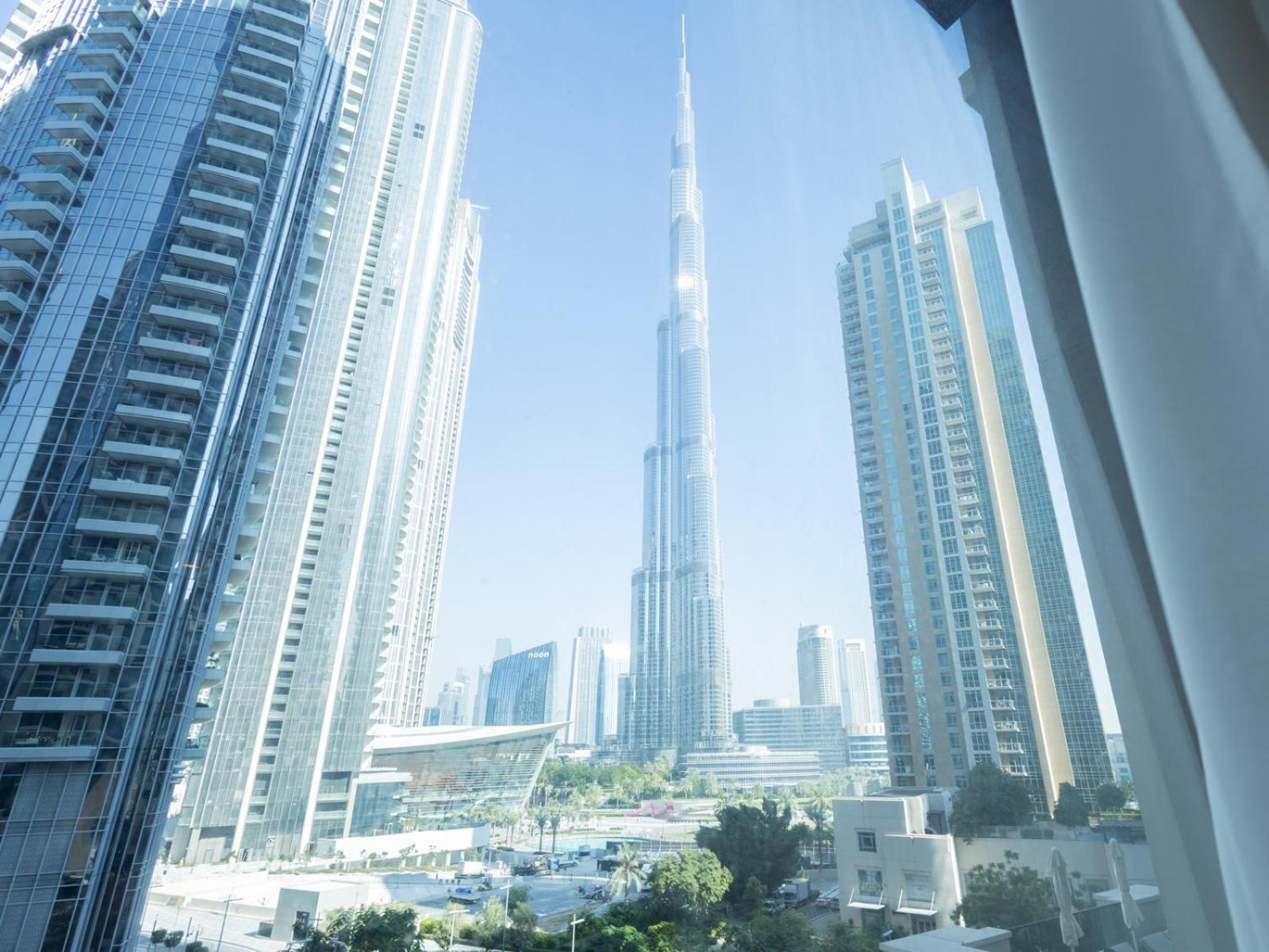 Apartment Mh - Burj View - Act Tower -2br - Ref401