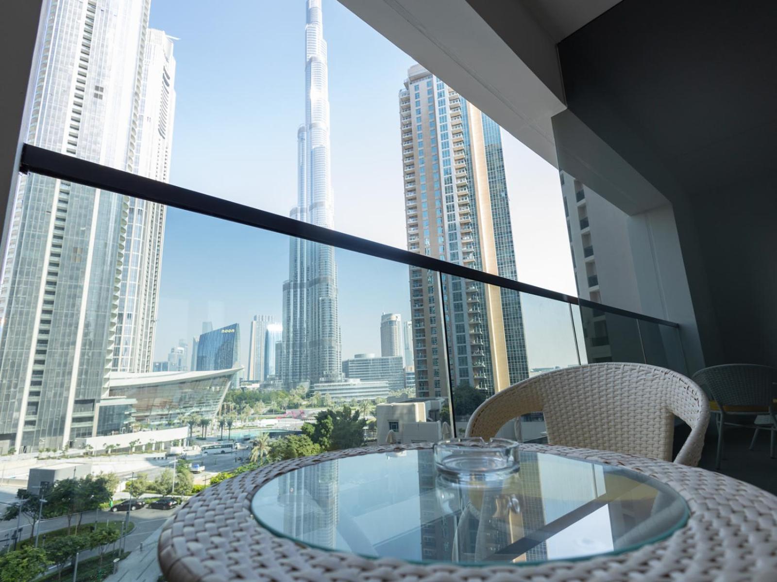 Mh - Burj View - Act Tower -2br - Ref401 *