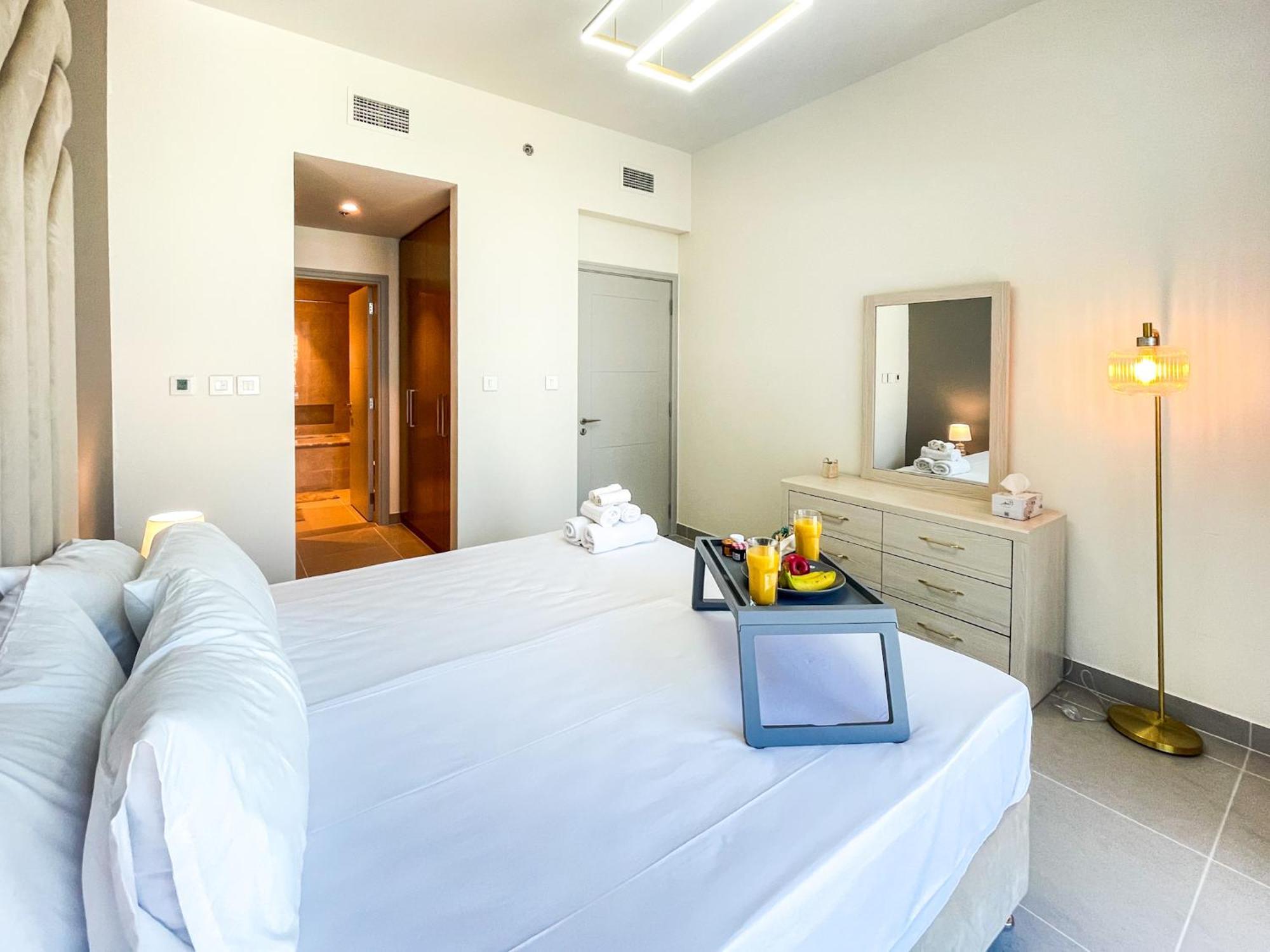 Apartment Cozy With Views Next To Burj Khalifa 166fo1-2 Dubai