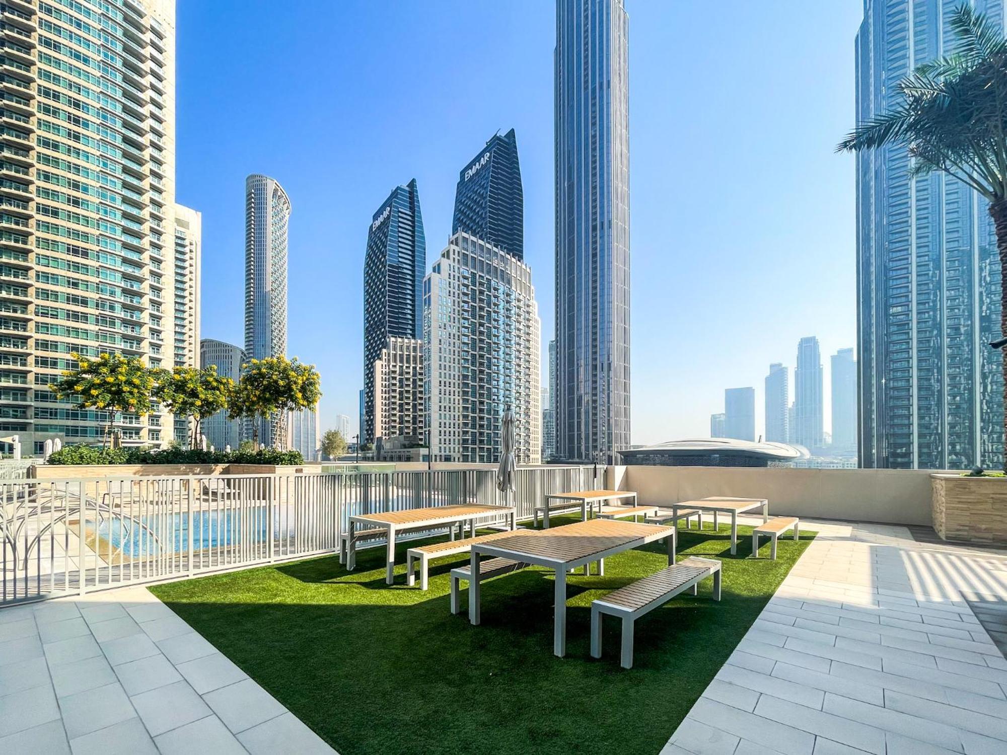 Apartment Cozy With Views Next To Burj Khalifa 166fo1-2