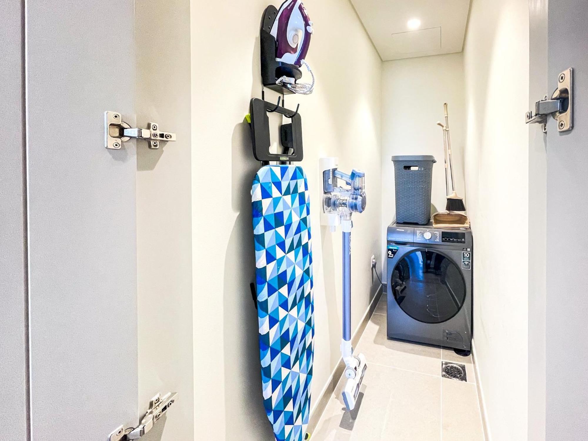 Apartment Cozy With Views Next To Burj Khalifa 166fo1-2