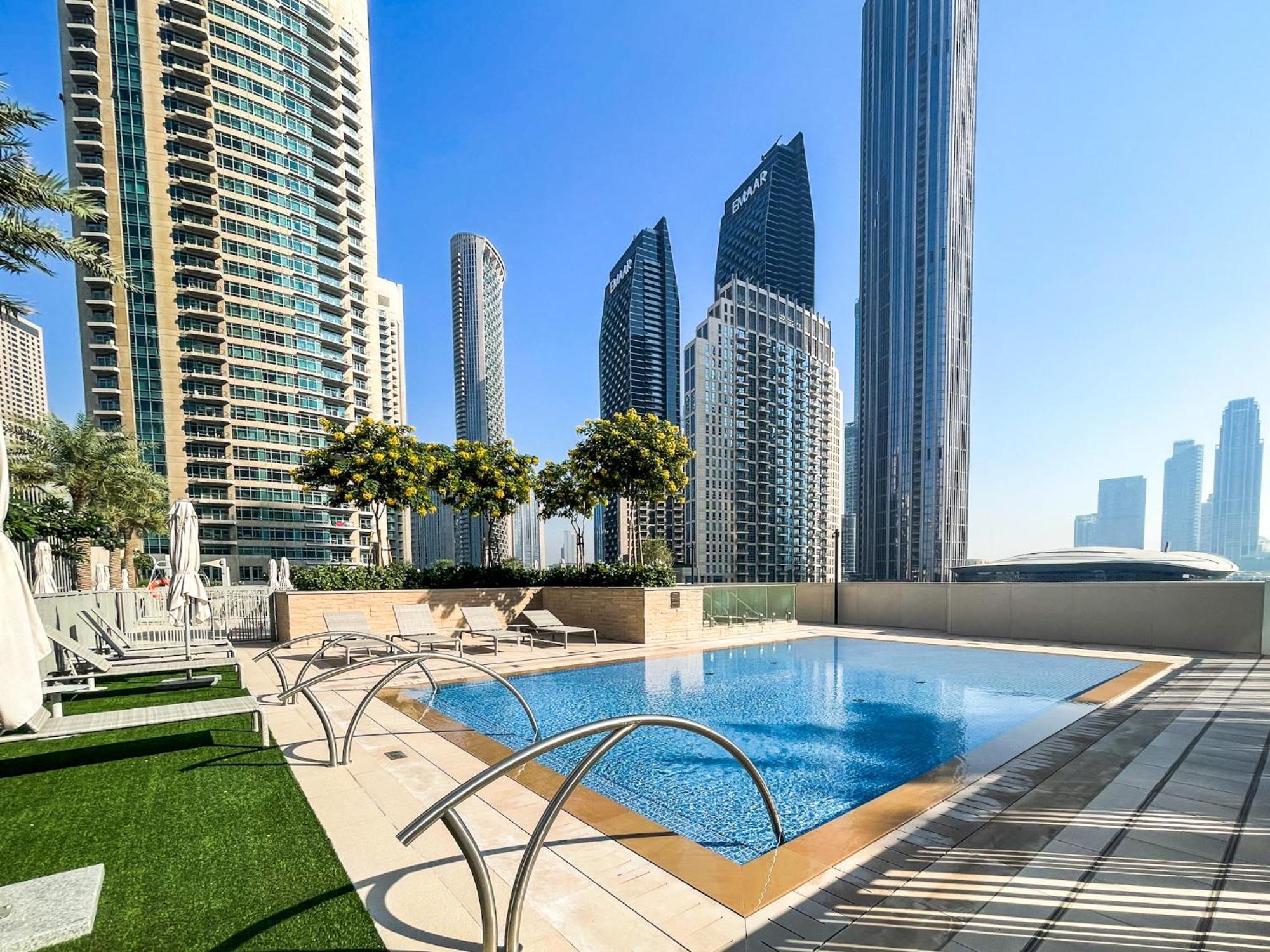 Cozy With Views Next To Burj Khalifa 166fo1-2 Apartment