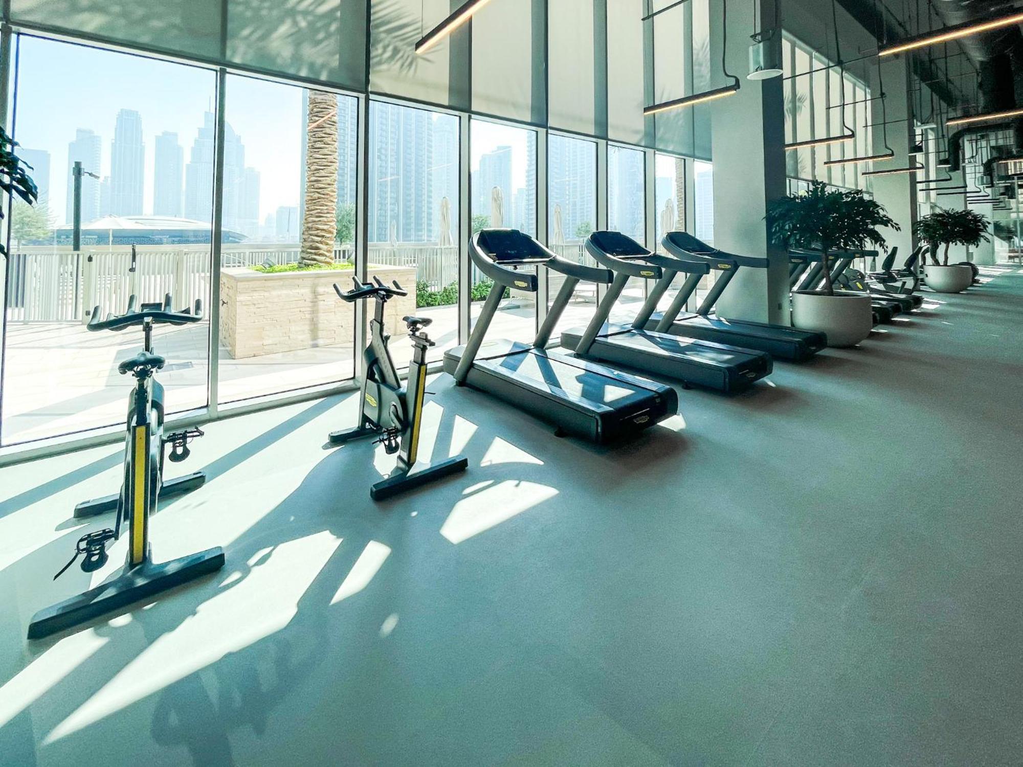 Cozy With Views Next To Burj Khalifa 166fo1-2 *