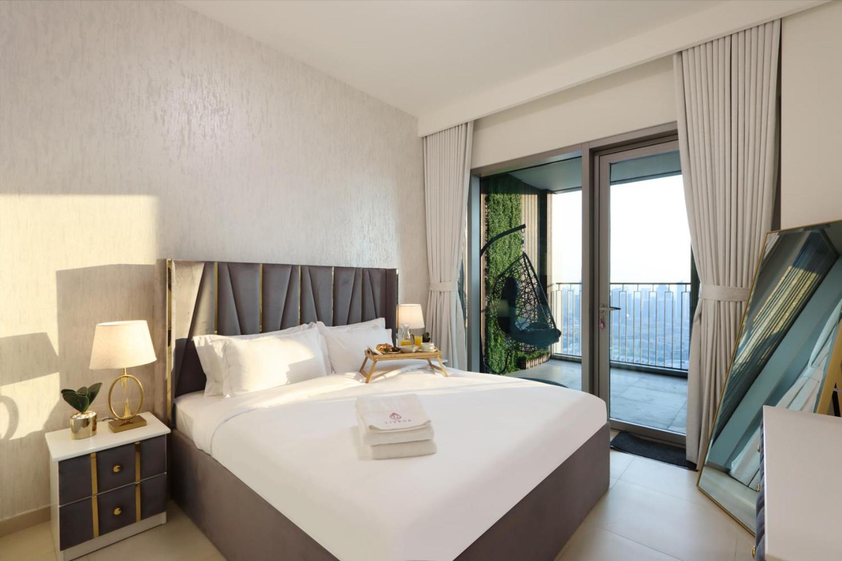 Apartment Livbnb - Elegant 3+1 W/ Burj View, Near Mall *