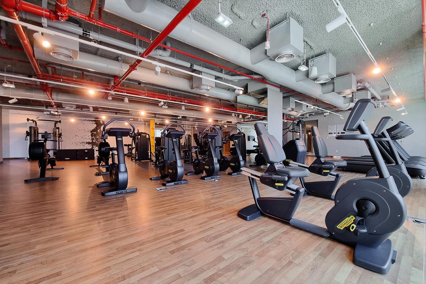 Livbnb - Elegant 3+1 W/ Burj View, Near Mall Apartment Dubai