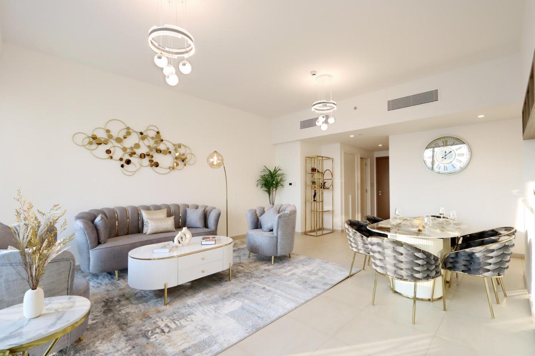 Livbnb - Elegant 3+1 W/ Burj View, Near Mall Apartment