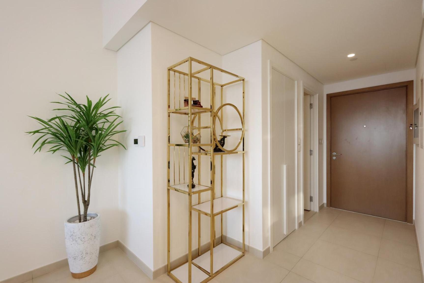Livbnb - Elegant 3+1 W/ Burj View, Near Mall Dubai
