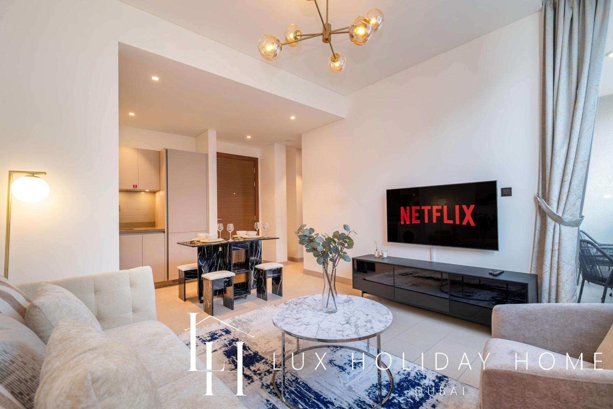 Apartment Lux The Executive Sobha 3
