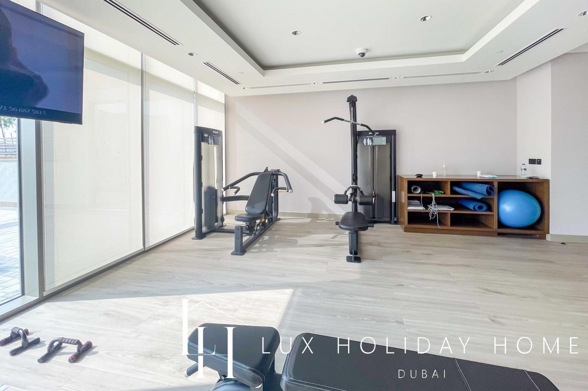 Lux The Executive Sobha 3