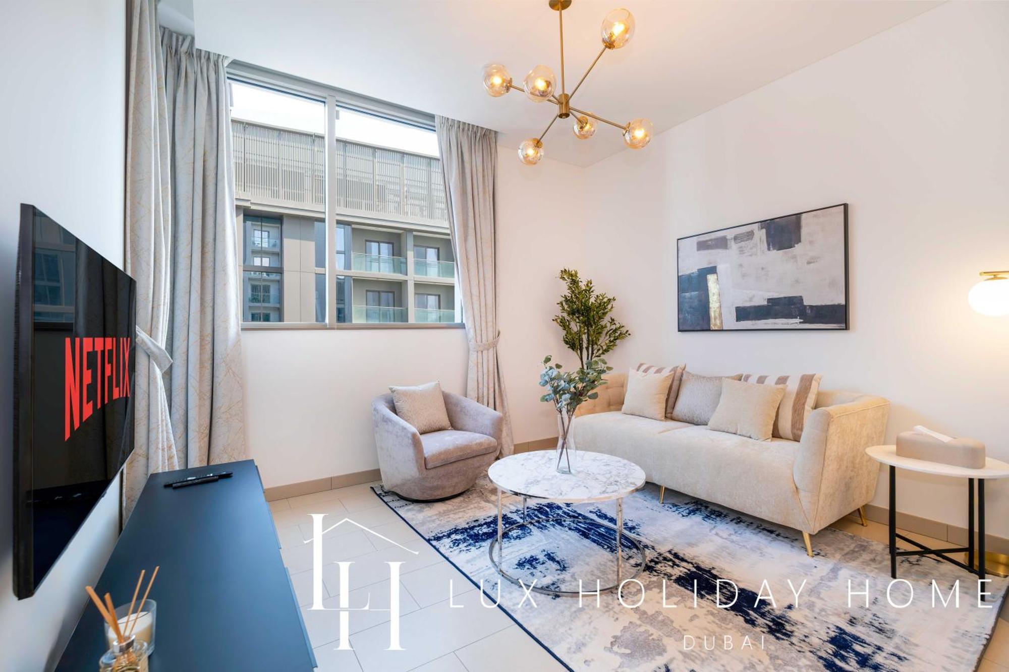 Lux The Executive Sobha 3 Apartment Dubai