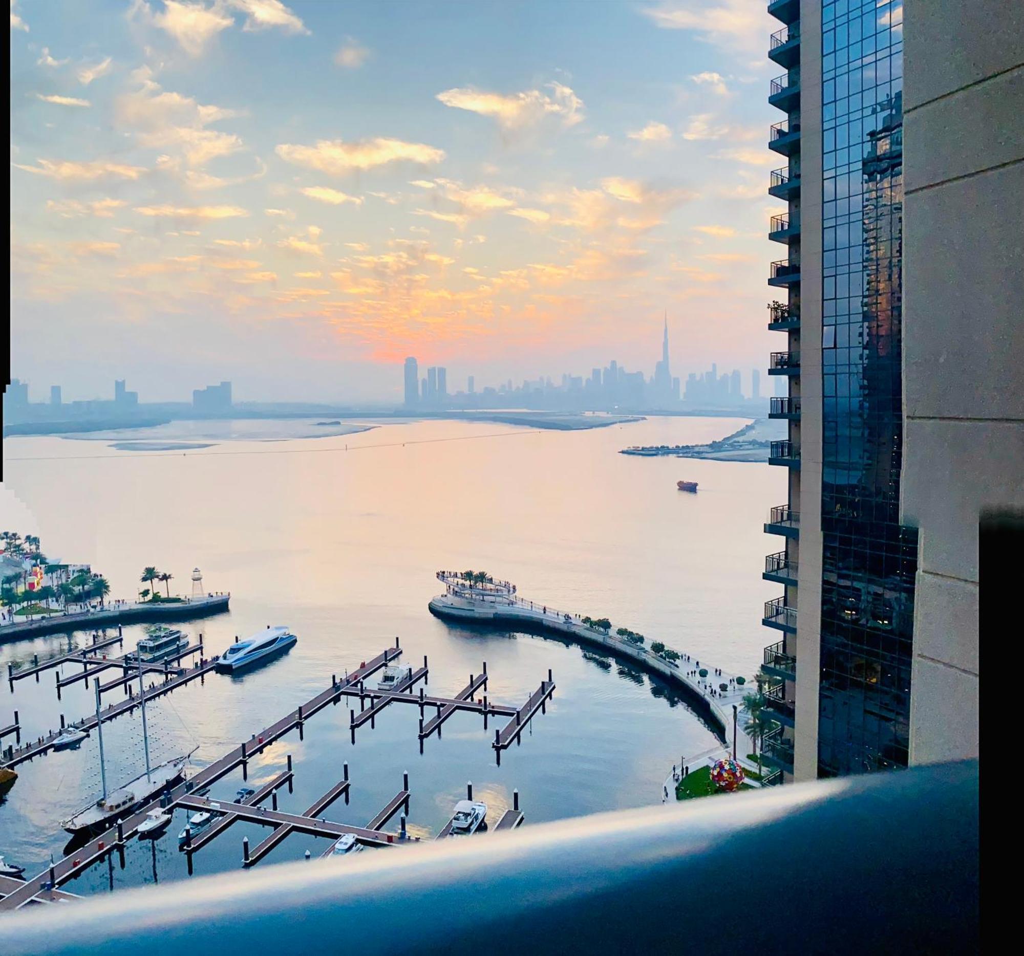 Bj's Luxury Burj And Creek View 2 Bedroom