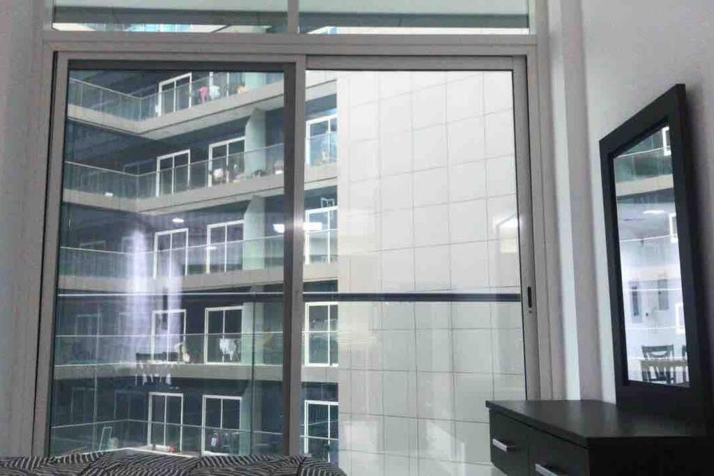 Cosy In A New Building -brand New View * Dubai