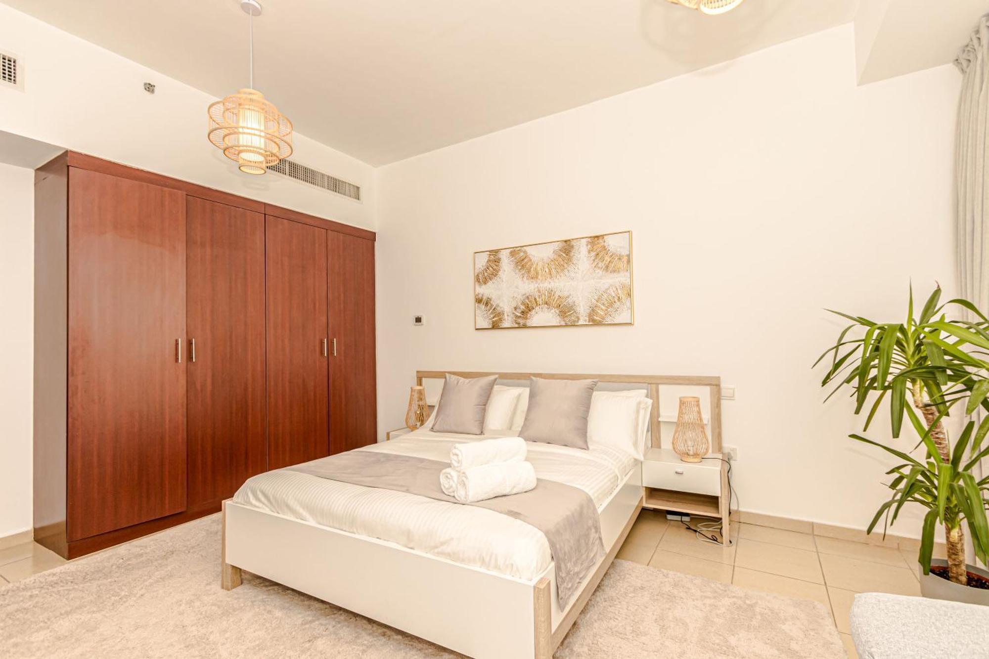 Gma Rimal5 4br Sea View Apartment *