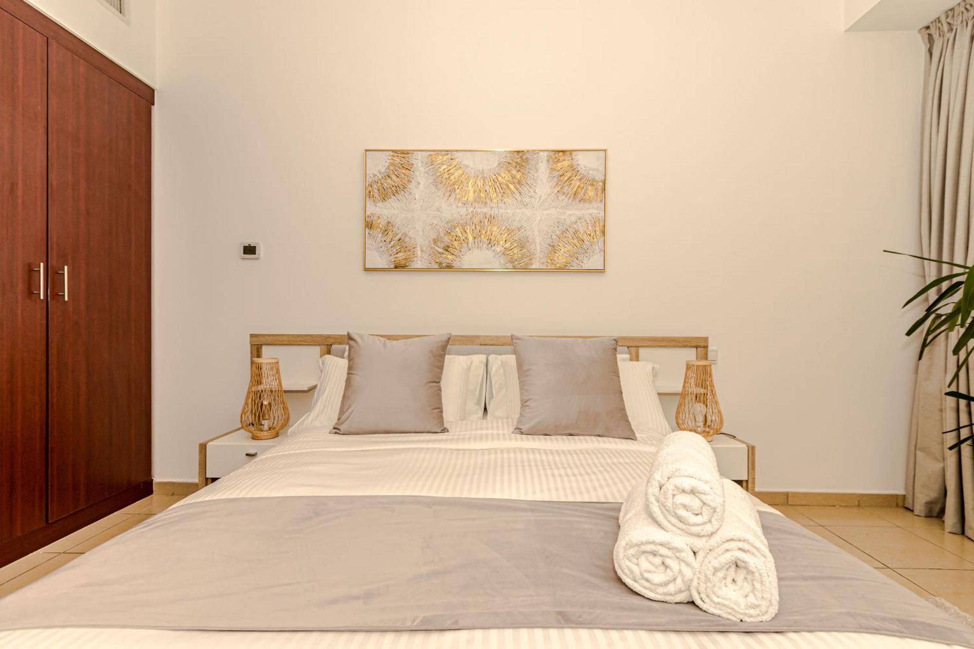 Gma Rimal5 4br Sea View *
