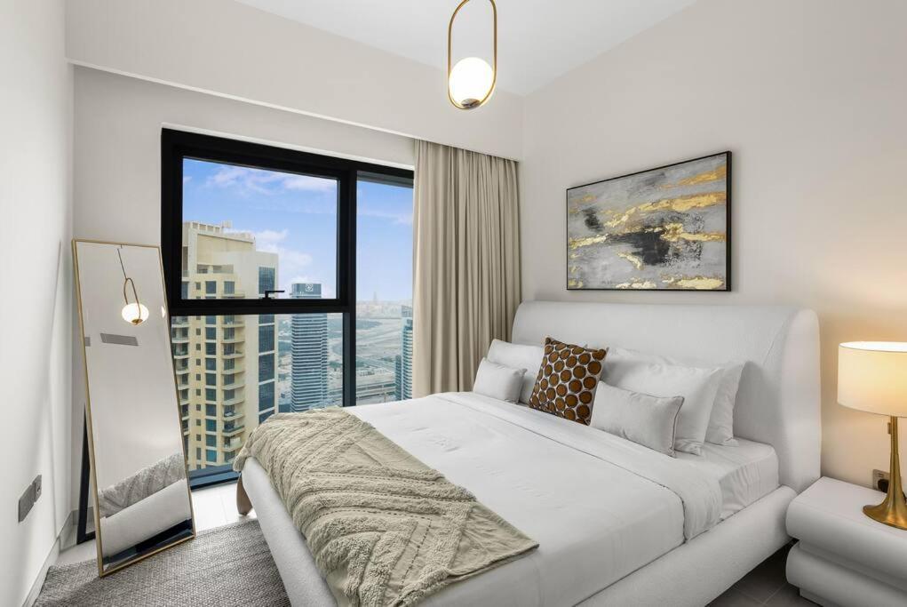 Exclusive 2 & 4 Bedroom With Burj Khalifa - Fountain And Views By Meerak