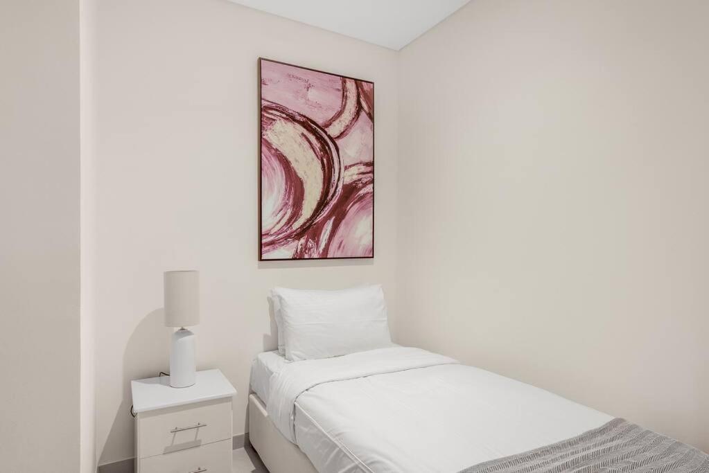 Exclusive 2 & 4 Bedroom With Burj Khalifa - Fountain And Views By Meerak Apartment *
