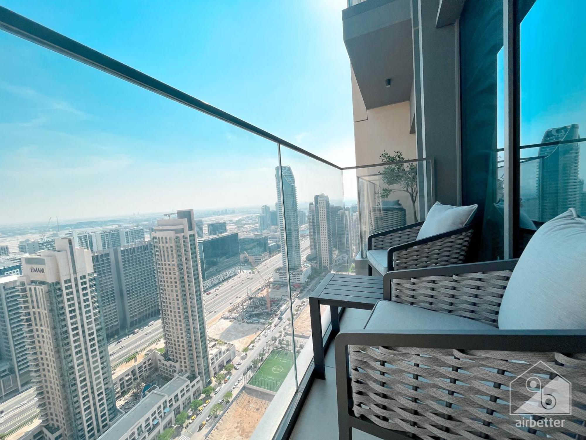 Burj Royale Luxury 1b Balcony & View Downtown Dubai