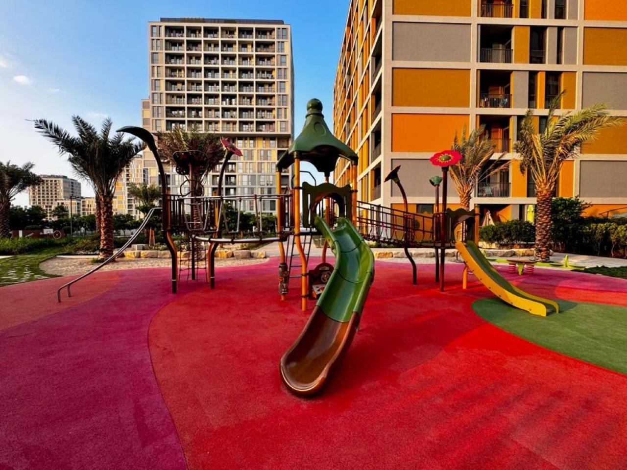 Modern 1-bedroom In Family-friendly With Swimming Pool, Gym & Free Parking. * Dubai