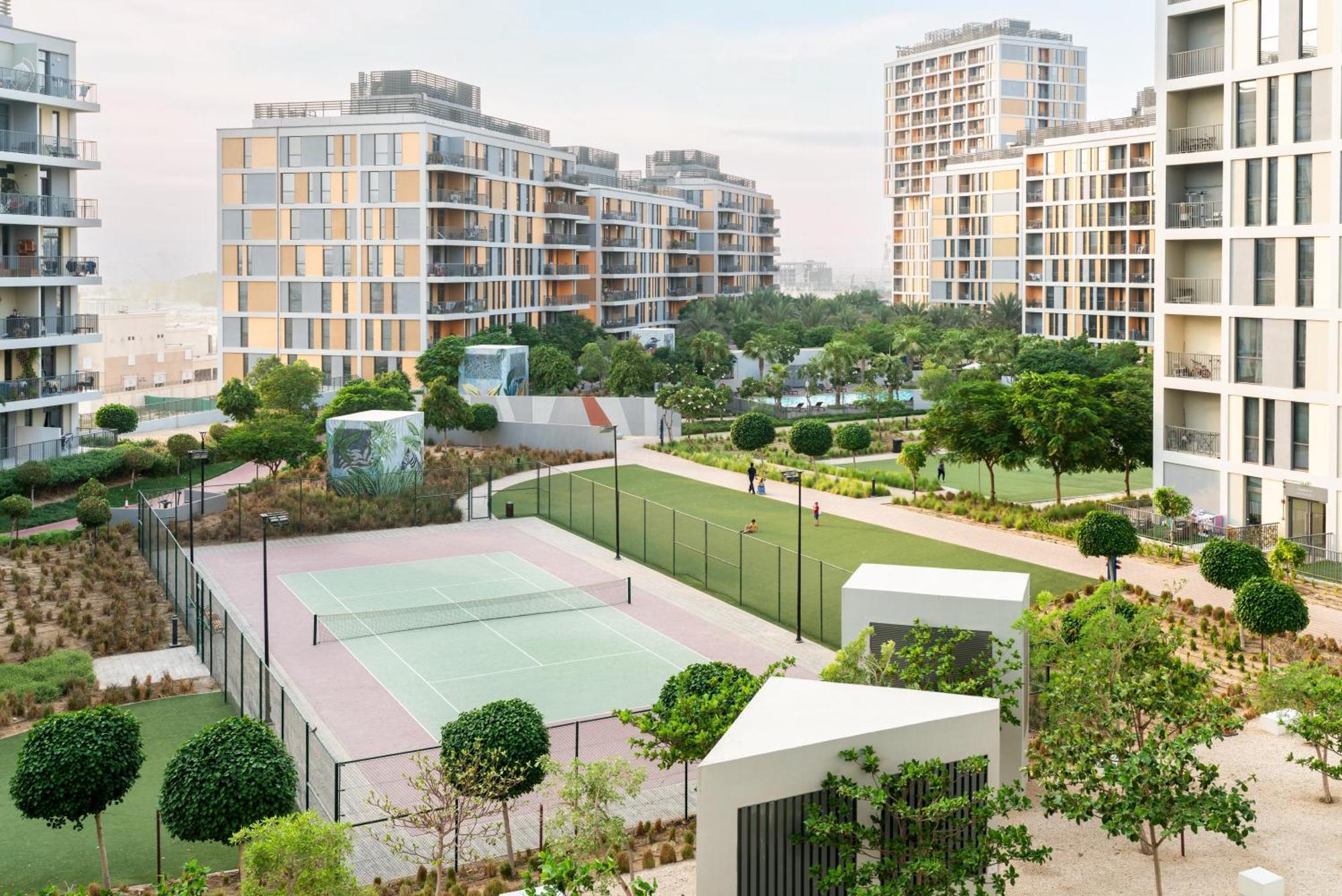 Apartment Modern 1-bedroom In Family-friendly With Swimming Pool, Gym & Free Parking. Dubai