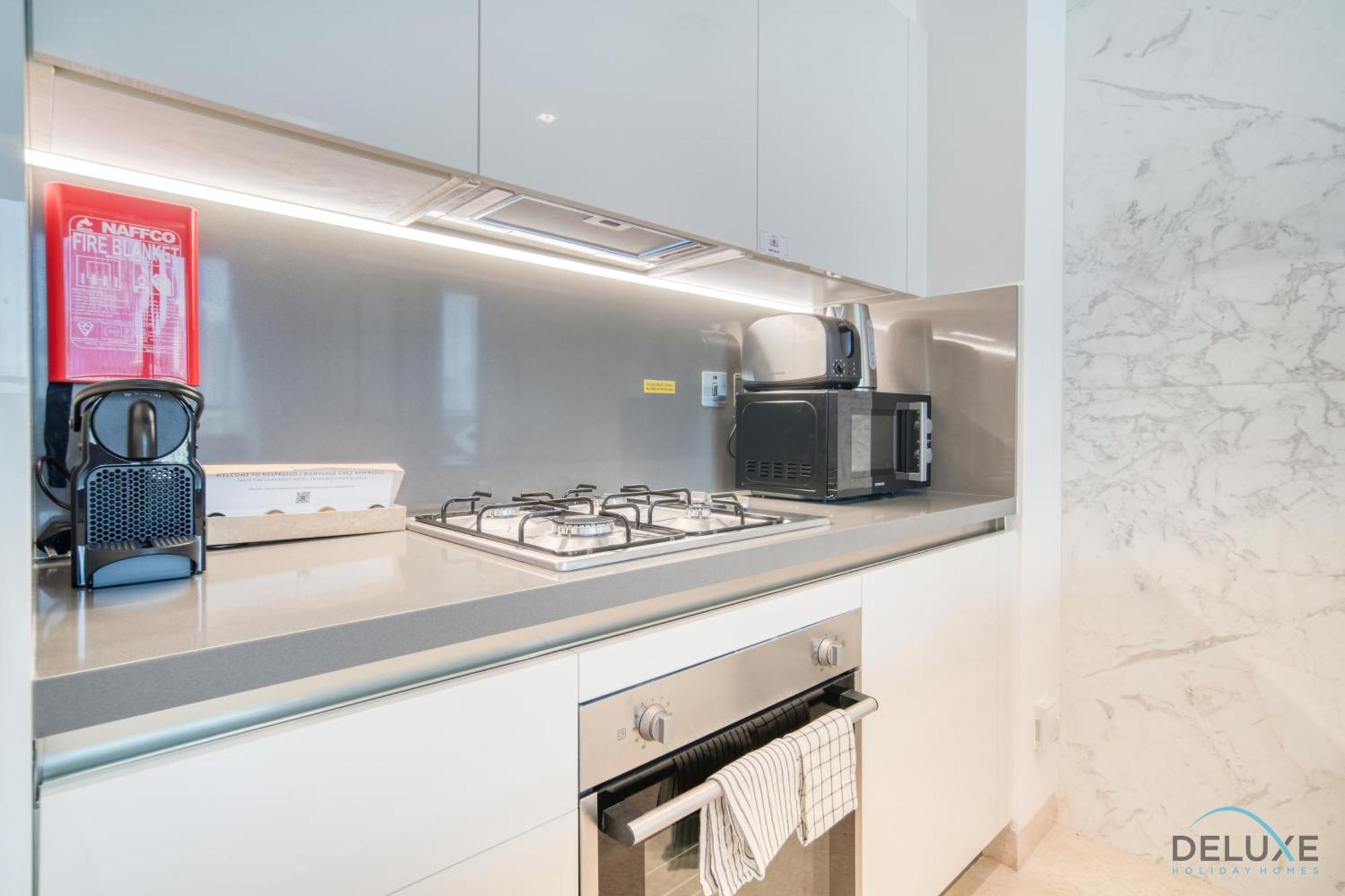Apartment Burj Khalifa Views! Promo On 1br At Sterling House By Deluxe Homes *