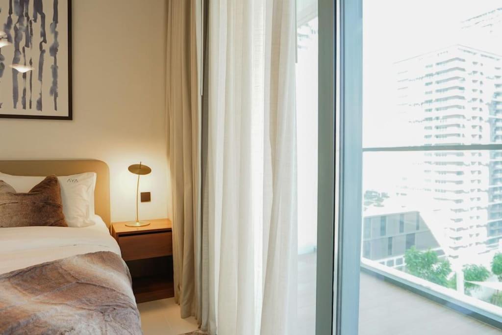 Apartment Beachfront Bliss - With Pool And Premium Amenities Dubai