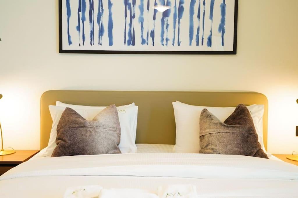 Beachfront Bliss - With Pool And Premium Amenities By Aya Boutique
