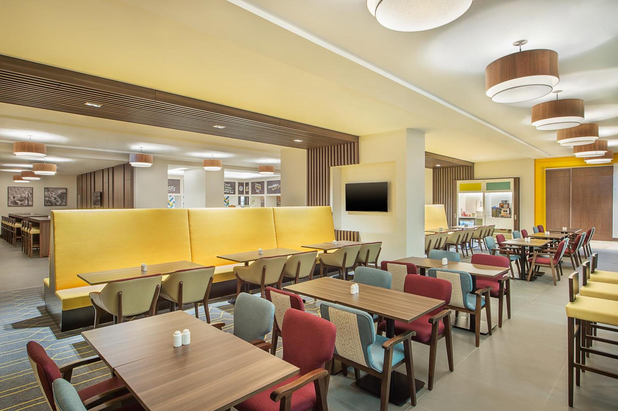 Hampton By Hilton Airport Hotel Dubai