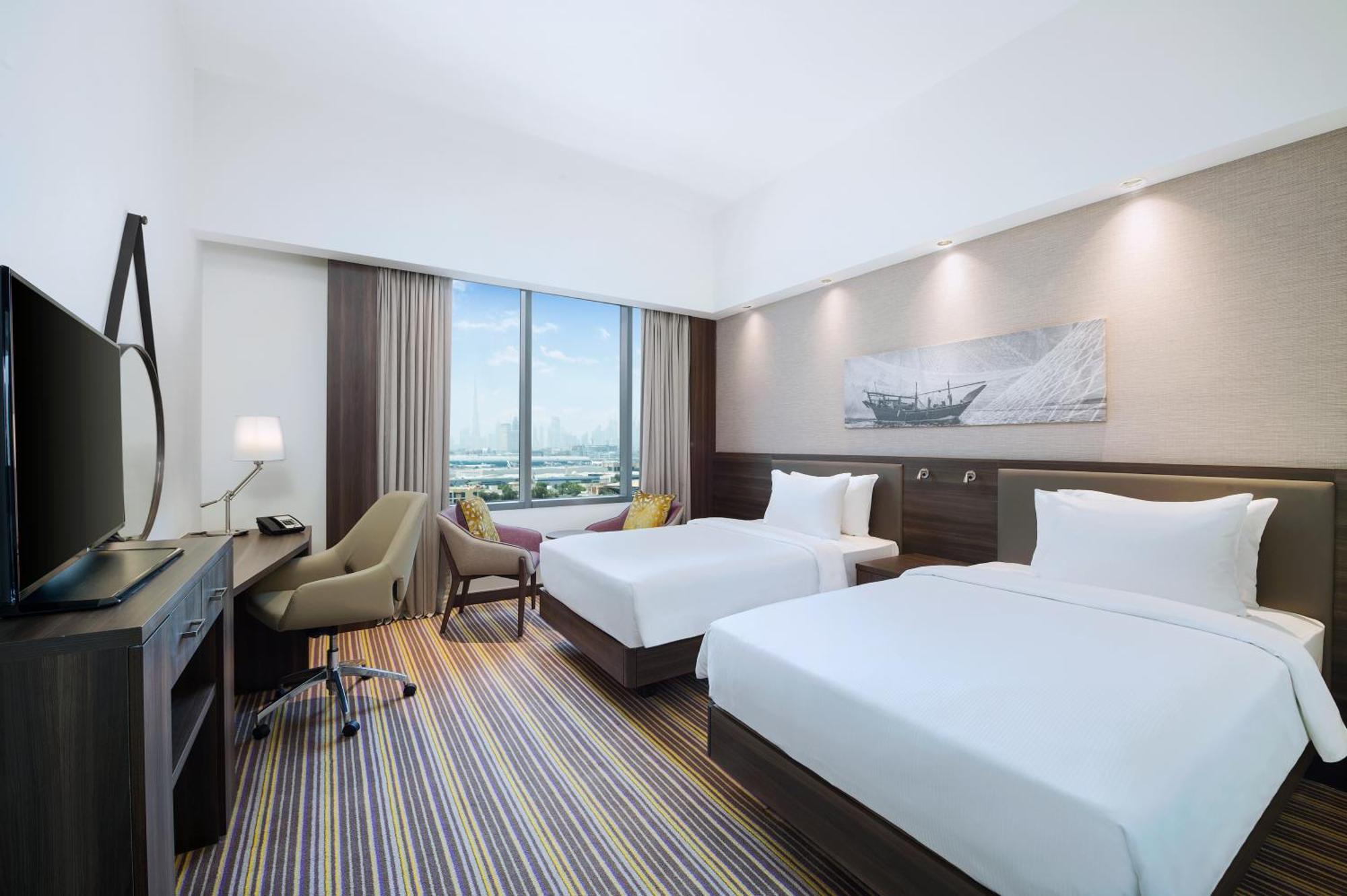 Hampton By Hilton Airport Hotel 3*