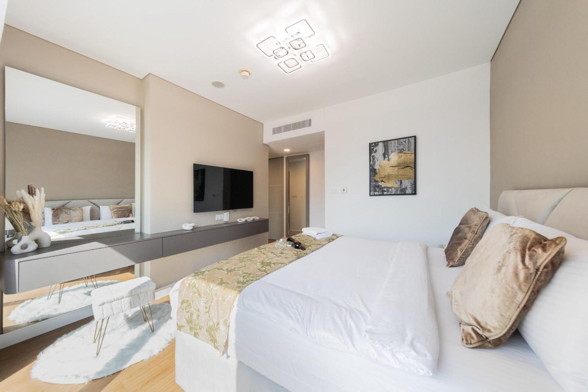 Apartment Eden's Homes & - Jw Marriott Marina Residences