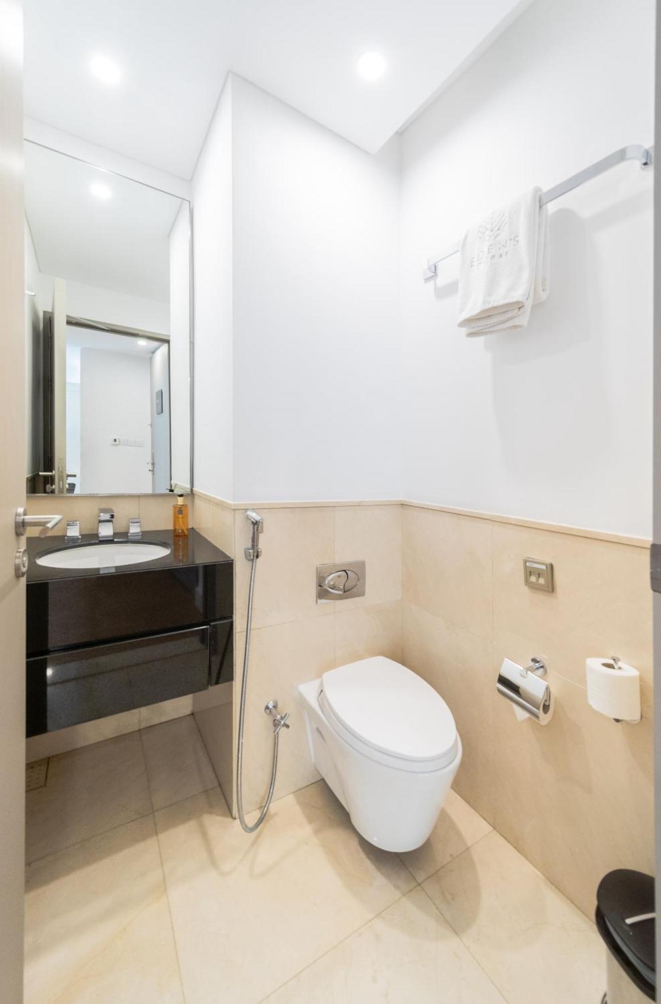 Eden's Homes & - Jw Marriott Marina Residences