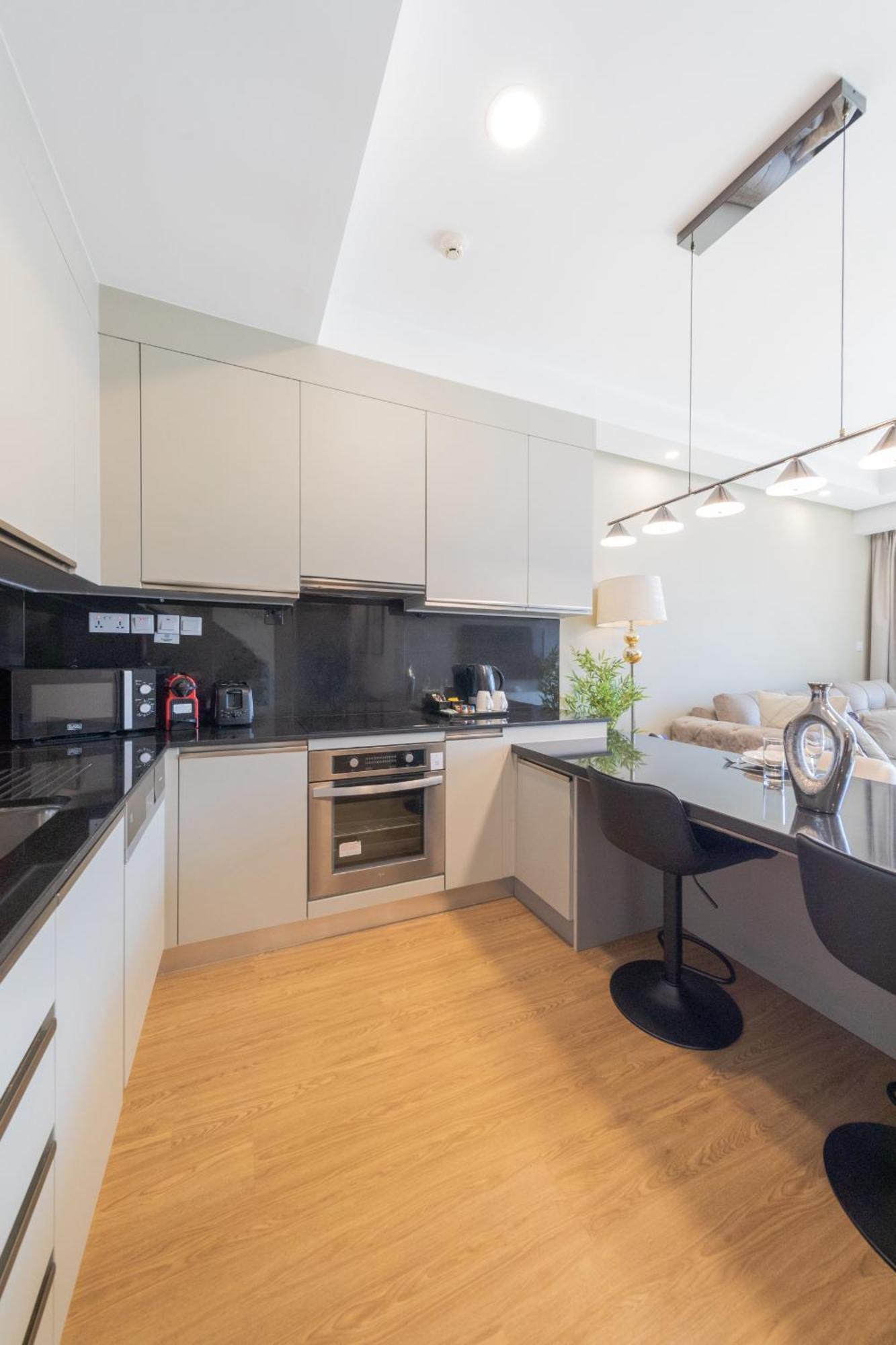 Eden's Homes & - Jw Marriott Marina Residences
