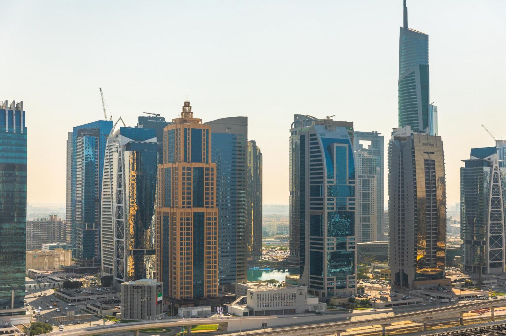Eden's Homes & - Jw Marriott Marina Residences Apartment